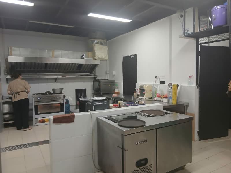 Retail Space for Rent in Cyberjaya (Selangor) - Wan Azima - Kitchen - PropertyGuru.com.my
