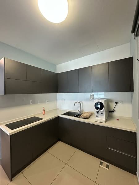 Condominium for Sale at Skyvilla @ D'Island - Elaine Yap - Kitchen - PropertyGuru.com.my