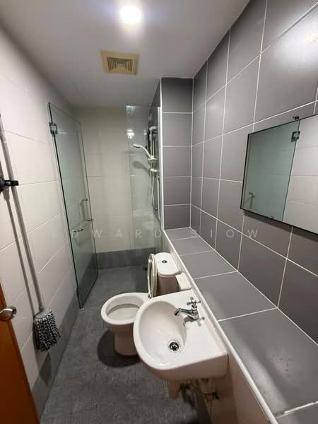 Service Residence for Rent at Sky Gardens Residences - Edward Siow - Bathroom - PropertyGuru.com.my