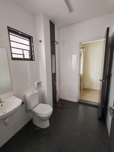 Rumah Teres 2-Tingkat untuk Disewa di Setia Alam (Selangor) - Jasmine Teo - Bathroom - PropertyGuru.com.my