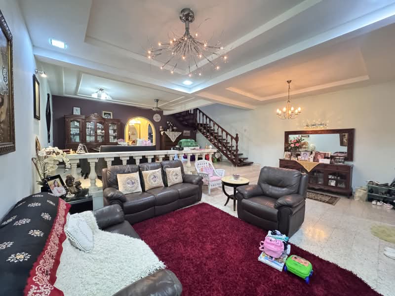 Rumah Teres 2 Tingkat untuk Dijual di Taman Pertama (Cheras) - Angel Ng - Living Room - PropertyGuru.com.my