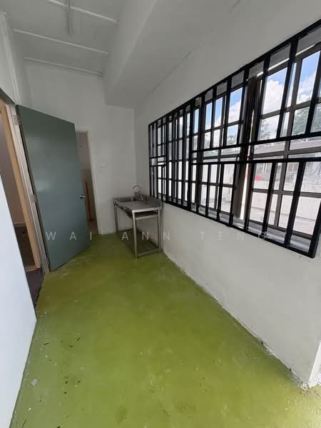 Shop / Office for Rent in BANDAR PUCHONG JAYA (Puchong) - Wai Ann Teng - Interior - PropertyGuru.com.my