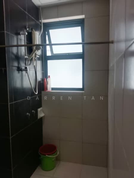 Servis Apartment untuk Disewa di D'Pulze Cyberjaya - Darren Tan - Bathroom - PropertyGuru.com.my
