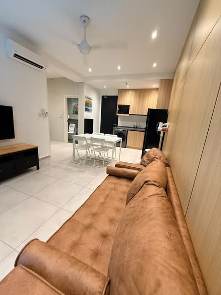 Servis Apartment untuk Disewa di Maxim Risen - Jenny Lee - Living Room - PropertyGuru.com.my