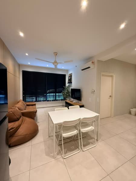 Servis Apartment untuk Disewa di Maxim Risen - Jenny Lee - Living Room - PropertyGuru.com.my
