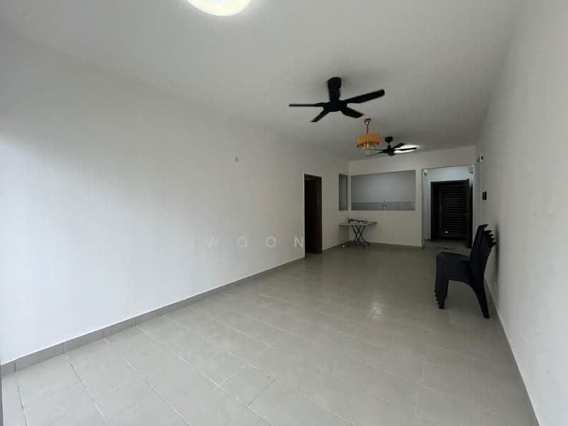 Pangsapuri untuk Disewa di Residensi PR1MA A’Famosa 2 (Residensi A’Famosa) - Woon . - Living Room - PropertyGuru.com.my