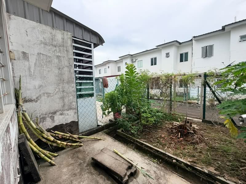 Rumah Teres 2 Tingkat untuk Dijual di Bandar Layangkasa (Pasir Gudang) - Suenn Low - PropertyGuru.com.my