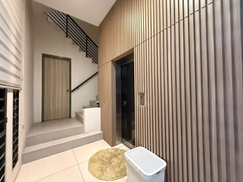 4-storey Terraced House for Sale in Taman Rifle (Ayer Itam) - S J Foo - Entrance - PropertyGuru.com.my