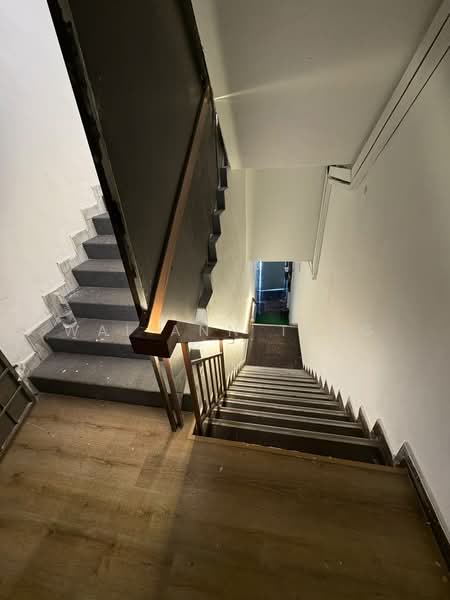 Kedai / Pejabat untuk Disewa di BANDAR PUCHONG JAYA (Puchong) - Wai Ann Teng - Corridor - PropertyGuru.com.my