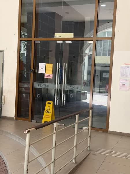 Service Residence for Sale at Pinnacle Kelana Jaya - Richard Tan - Entrance - PropertyGuru.com.my