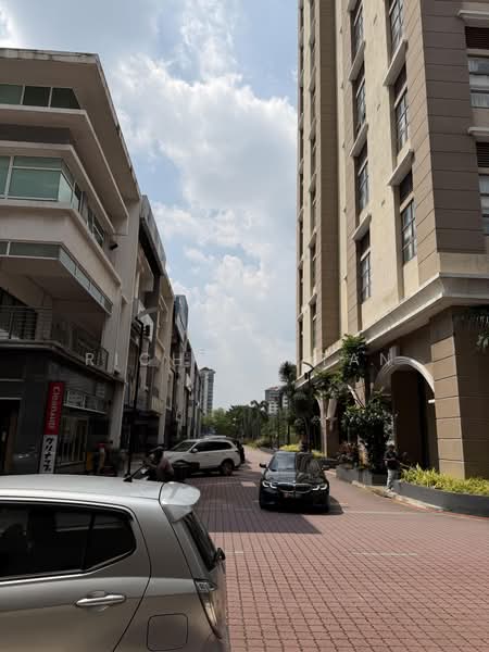 Service Residence for Sale at Pinnacle Kelana Jaya - Richard Tan - Exterior - PropertyGuru.com.my