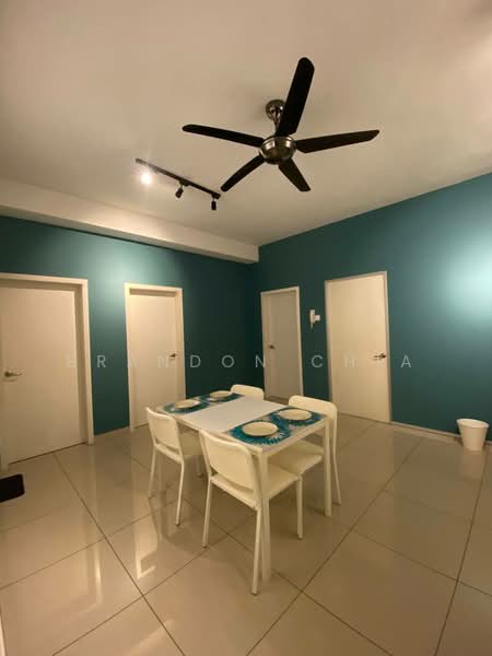 Servis Apartment untuk Disewa di Utropolis Suites 1 - Brandon Chia - Dining Room - PropertyGuru.com.my