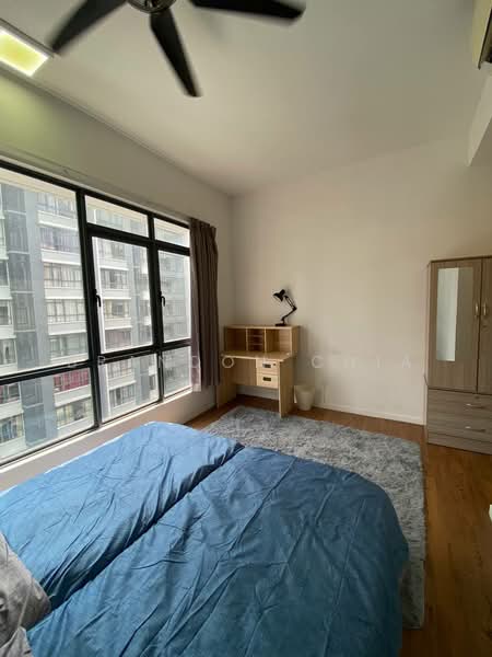 Servis Apartment untuk Disewa di Utropolis Suites 1 - Brandon Chia - Bedroom - PropertyGuru.com.my
