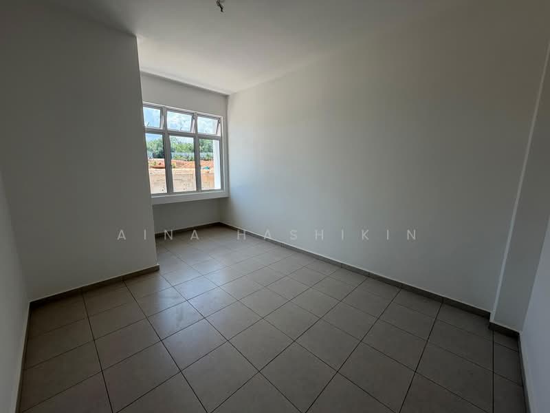2-storey Terraced House for Sale in Taman Cheng Setia (Cheng) - Aina Hashikin - PropertyGuru.com.my