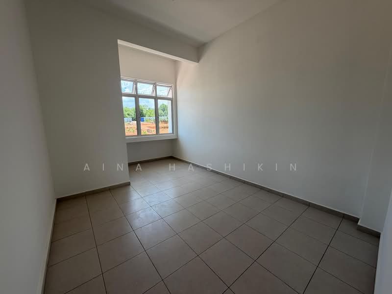 2-storey Terraced House for Sale in Taman Cheng Setia (Cheng) - Aina Hashikin - PropertyGuru.com.my