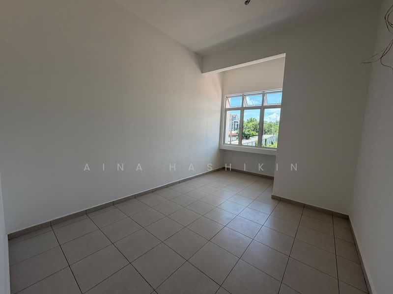 2-storey Terraced House for Sale in Taman Cheng Setia (Cheng) - Aina Hashikin - PropertyGuru.com.my