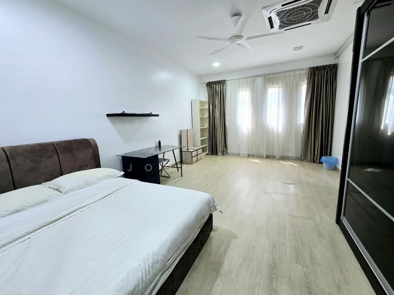 Rumah Teres 3 Tingkat untuk Dijual di Kinrara Residence (Puchong) - John Lee - Bedroom - PropertyGuru.com.my