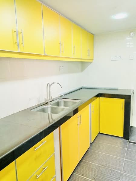 Pangsapuri untuk Disewa di Apartment Taman Topaz - Erin Yusof - Kitchen - PropertyGuru.com.my