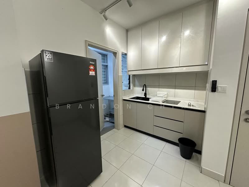 Pangsapuri untuk Disewa di Residensi Riamas - Brandon Chia - Kitchen - PropertyGuru.com.my