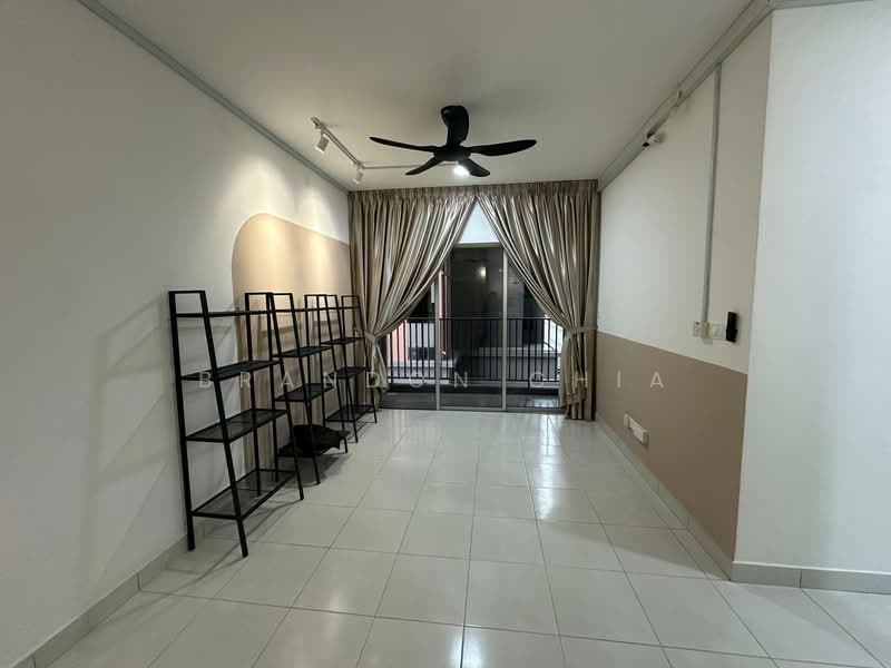 Pangsapuri untuk Disewa di Residensi Riamas - Brandon Chia - Living Room - PropertyGuru.com.my