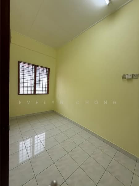 Rumah Teres untuk Dijual di Taman Oakland (Bukit Kepayang) - Evelyn Chong - Interior - PropertyGuru.com.my