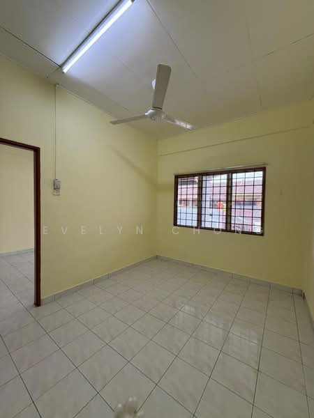 Rumah Teres untuk Dijual di Taman Oakland (Bukit Kepayang) - Evelyn Chong - Interior - PropertyGuru.com.my