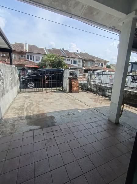 Rumah Teres 2 Tingkat untuk Dijual di TAMAN PUCHONG UTAMA (Puchong) - Simon Tan - Exterior - PropertyGuru.com.my