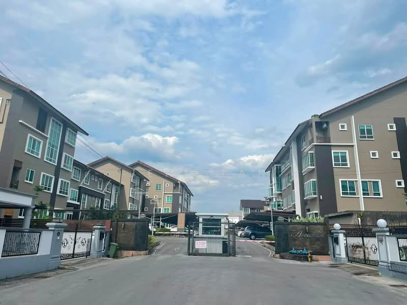 Semi-Detached House for Rent in Kuching (Sarawak) - Jeno Tan - Exterior - PropertyGuru.com.my