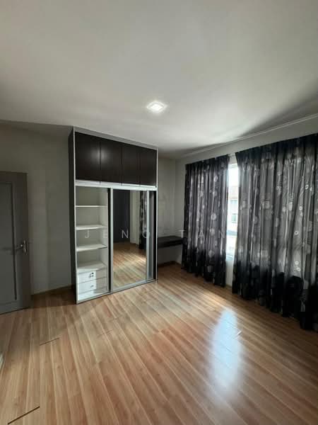 Semi-Detached House for Rent in Kuching (Sarawak) - Jeno Tan - Bedroom - PropertyGuru.com.my
