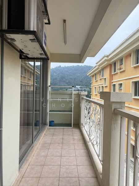 Condominium for Rent at Platinum Hill PV 6 - Vanessa Choong - Balcony - PropertyGuru.com.my