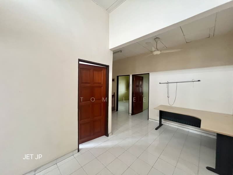 Rumah Teres 2 Tingkat untuk Dijual di Klang (Selangor) - Tom Lee - PropertyGuru.com.my