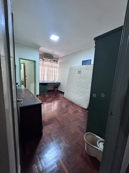 Rumah Teres 2 Tingkat untuk Dijual di Taman Pelangi Indah (Ulu Tiram) - Calvin Wong - Bedroom - PropertyGuru.com.my