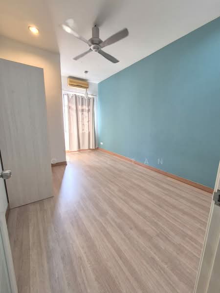 Rumah Berkembar untuk Dijual di Kemuning Utama Palma (Shah Alam) - Chloe Tan - Interior - PropertyGuru.com.my