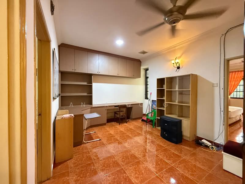 2-storey Terraced House for Rent in Bandar Baru Permas Jaya (Permas Jaya) - Anna Wong - Study - PropertyGuru.com.my