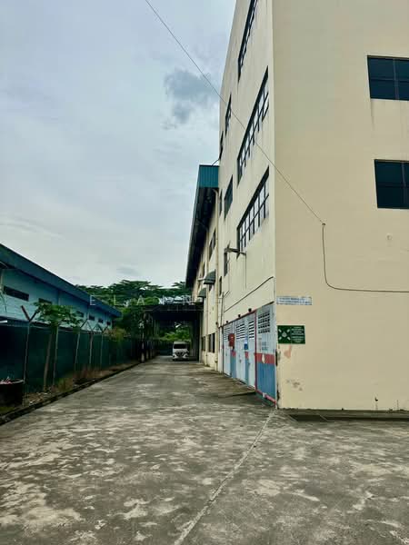 Detached Factory for Rent in Taman Gembira (Tampoi) - Elaine Sim - Exterior - PropertyGuru.com.my
