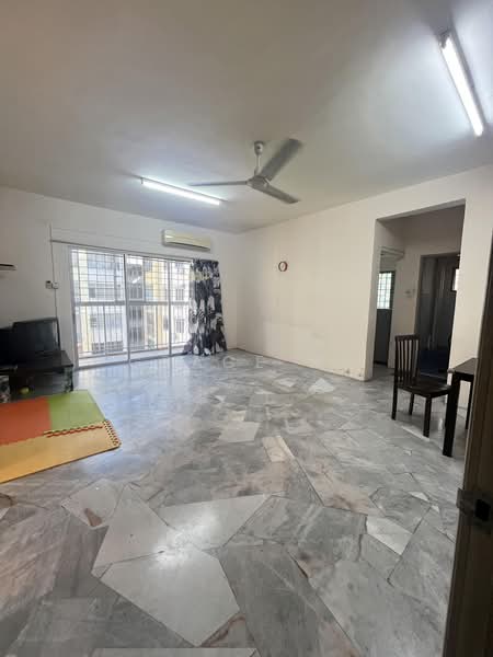 Apartment for Rent at Taman Bukit Kenangan - Grace Ha - Living Room - PropertyGuru.com.my