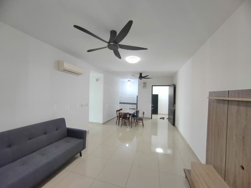 Kondominium untuk Dijual di The Henge - Fui Ling Chen - Living Room - PropertyGuru.com.my