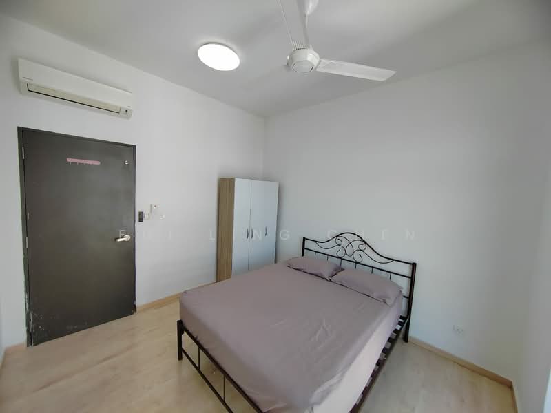Kondominium untuk Dijual di The Henge - Fui Ling Chen - Bedroom - PropertyGuru.com.my