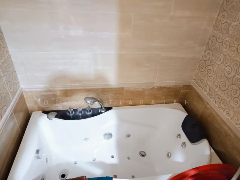 Rumah Teres 2.5 Tingkat untuk Dijual di Taman Permata (Ulu Kelang) - Devan Tiarajah - Bathroom - PropertyGuru.com.my
