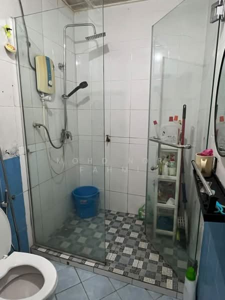 2-storey Terraced House for Sale in Ampang Jaya (Ampang) - Mohd Nor Fahmi - Bathroom - PropertyGuru.com.my