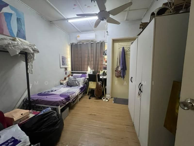 2-storey Terraced House for Sale in Ampang Jaya (Ampang) - Mohd Nor Fahmi - Bedroom - PropertyGuru.com.my