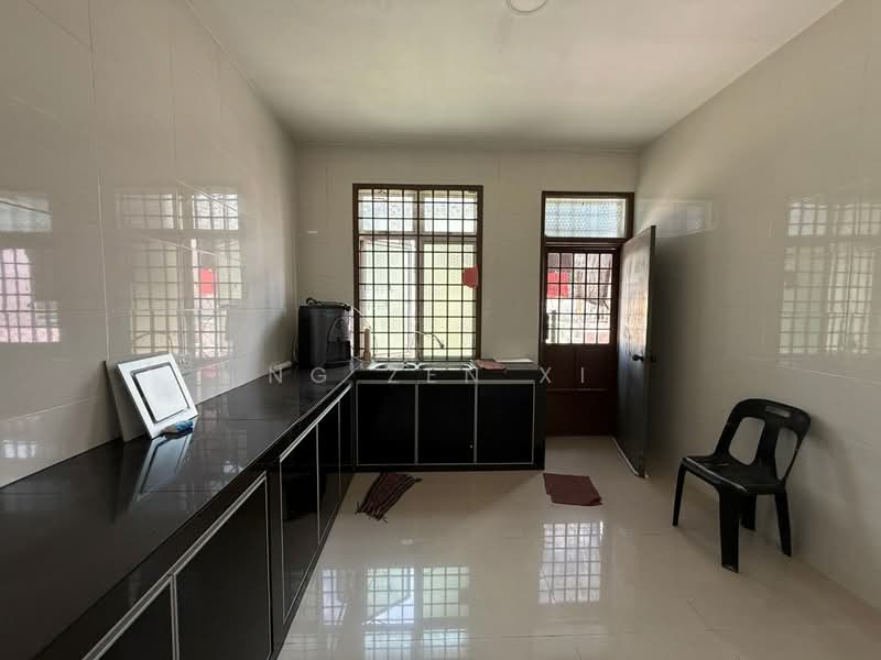 1-storey Terraced House for Sale in Taman Nusa Bestari 2 (Iskandar Puteri (Nusajaya)) - NG ZEN XI - Kitchen - PropertyGuru.com.my