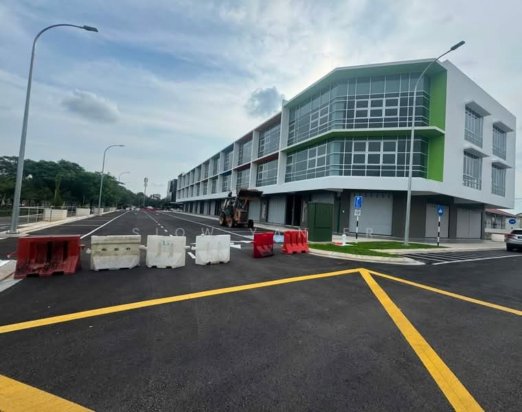 Kedai untuk Disewa di Bandar Dato Onn (Tebrau) - Siow Yan Er - Exterior - PropertyGuru.com.my