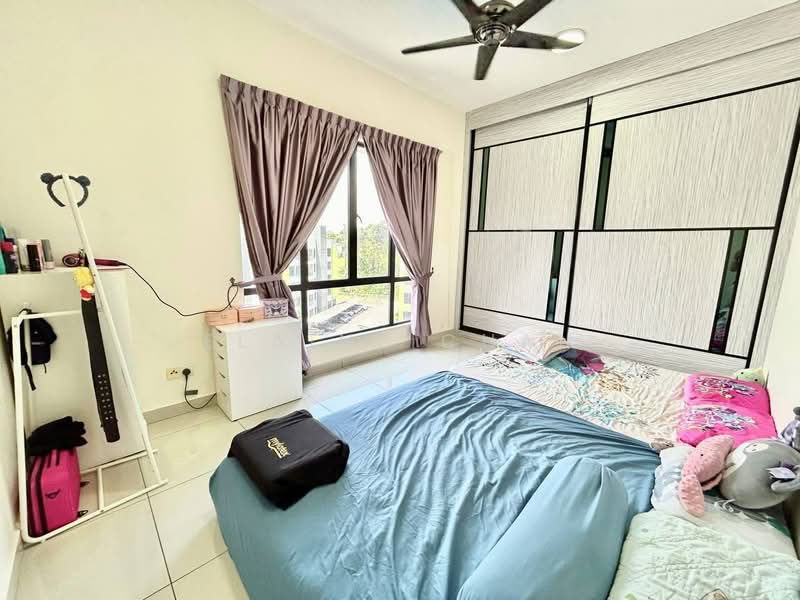 Pangsapuri untuk Dijual di Impian Senibong Residences - Elaine Chan - Bedroom - PropertyGuru.com.my