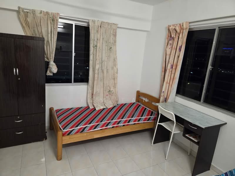 Apartment for Rent at Taman Pekaka Block 31 - Kim Tan - Bedroom - PropertyGuru.com.my