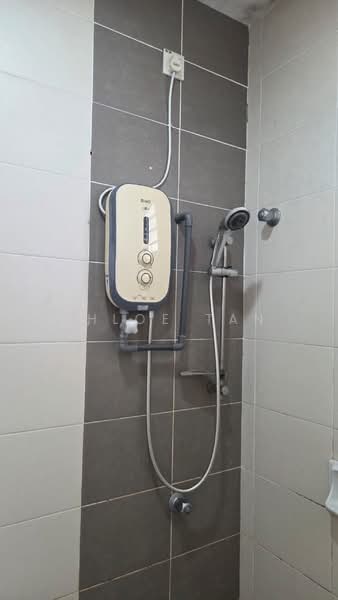2-storey Terraced House for Rent in Kemuning Utama (Shah Alam) - Chloe Tan - Bathroom - PropertyGuru.com.my