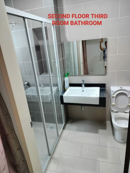 Rumah Teres 3 Tingkat untuk Disewa di Puchong (Selangor) - Volster Leng - Bathroom - PropertyGuru.com.my