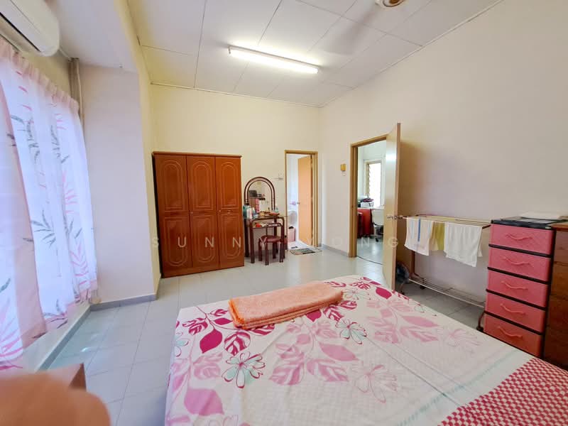 Rumah Teres untuk Dijual di Bandar Kinrara Seksyen 5 (Bandar Kinrara) - SUNNY YONG - Bedroom - PropertyGuru.com.my