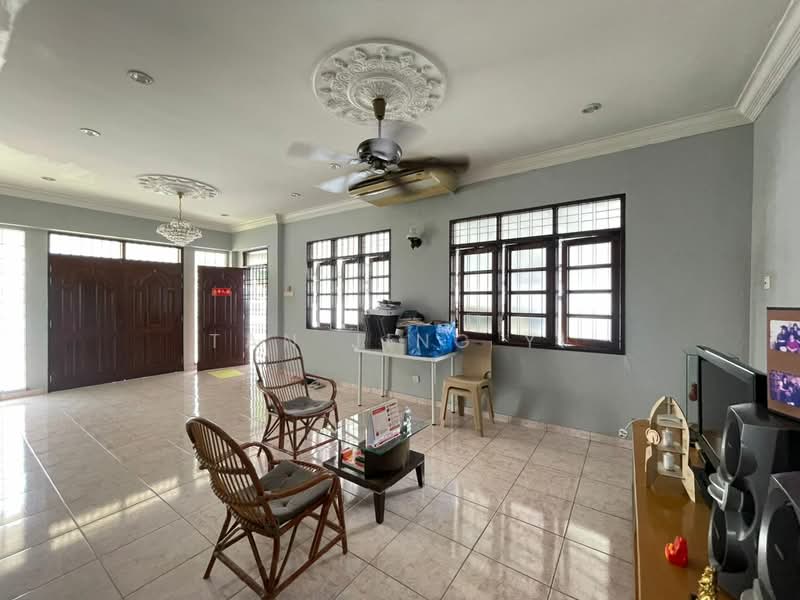 Rumah Banglo untuk Dijual di Jelutong (Penang) - Tan Jing Yi - Living Room - PropertyGuru.com.my