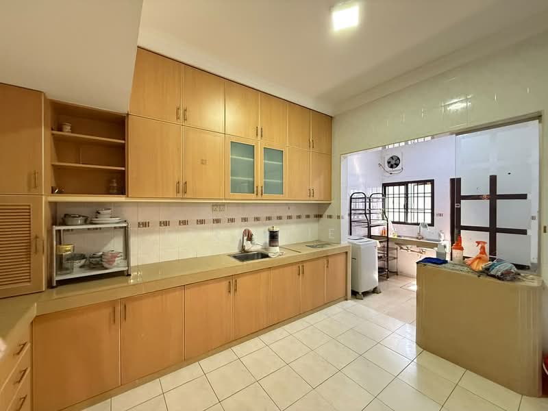 2-storey Terraced House for Rent in Bandar Baru Permas Jaya (Permas Jaya) - Eden Liew - Kitchen - PropertyGuru.com.my